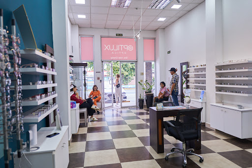 Óptica Optilux | David, Chiriqui