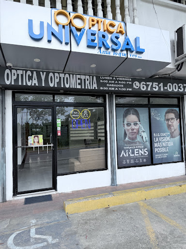 Óptica Universal