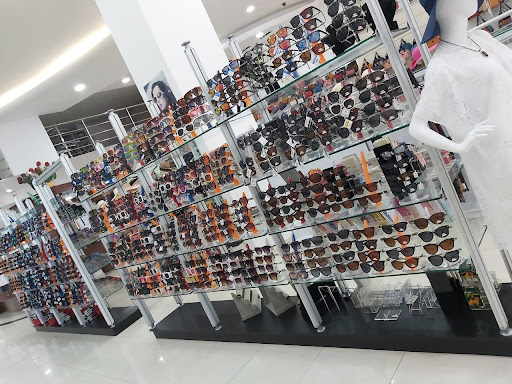 KMQ Opticos