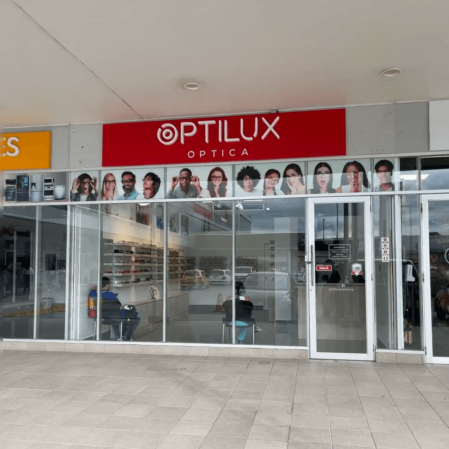 Opinión de Óptica Optilux en Villa Zaita Mall